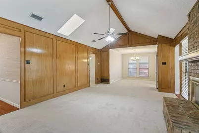1927 E Branch Hollow Drive, Carrollton, TX 75007 - Photo 5