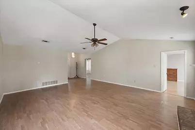 7 Mills Court, Mansfield, TX 76063 - Photo 11