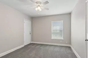 227 S Hampton Rd, Dallas, TX 75208 - Photo 17