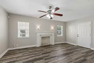 227 S Hampton Rd, Dallas, TX 75208 - Photo 3