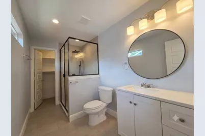 914 17th Street, Grand Prairie, TX 75050 - Photo 13