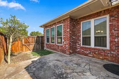 2540 Plumdale Drive, Carrollton, TX 75006 - Photo 23