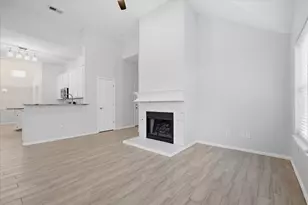 2540 Plumdale Dr, Carrollton, TX 75006 - Photo 5