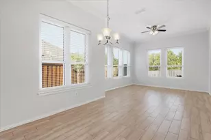 2540 Plumdale Dr, Carrollton, TX 75006 - Photo 7