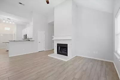 2540 Plumdale Drive, Carrollton, TX 75006 - Photo 5
