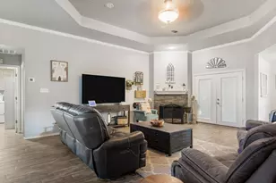 102 Oakwood Pl, Joshua, TX 76058 - Photo 5