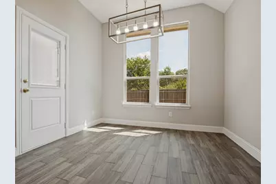 10623 Cherry Tree Way, Grand Prairie, TX 76065 - Photo 17