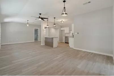 107 N Avenue P, Clifton, TX 76634 - Photo 9