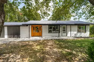 107 N Avenue P, Clifton, TX 76634 - Photo 3