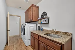 15110 Rutledge Ln, Talty, TX 75126 - Photo 9