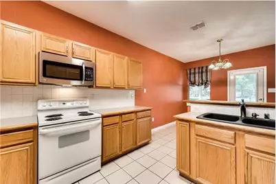 313 Londonderry Lane, Mansfield, TX 76063 - Photo 7