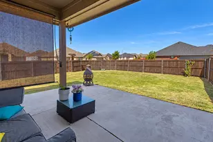 513 Clearlake Dr, Waxahachie, TX 75165 - Photo 37