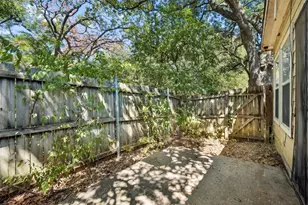 5931-5933 Robinwood Ln, Little Elm, TX 75068 - Photo 29