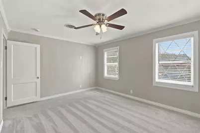 605 NE 33rd Street, Grand Prairie, TX 75050 - Photo 15