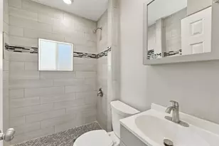 605 NE 33rd St, Grand Prairie, TX 75050 - Photo 13
