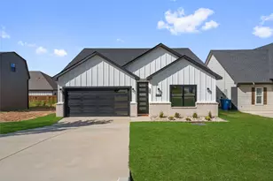5614 San Jacinto Dr, Granbury, TX 76048 - Photo 1