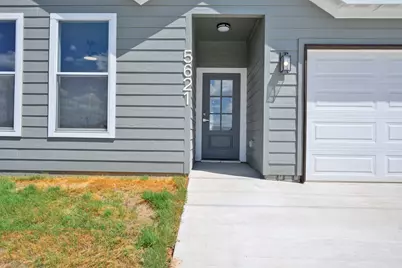 5621 San Jacinto Drive, Granbury, TX 76048 - Photo 3