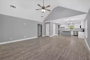 430 W Morgan St, Denison, TX 75020 - Photo 9