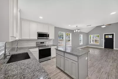 430 W Morgan Street, Denison, TX 75020 - Photo 5