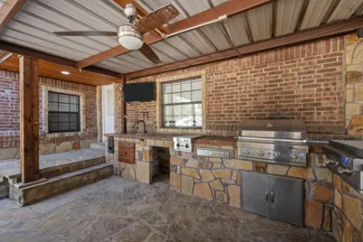 602 SE 18th Street, Mineral Wells, TX 76067 - Photo 5