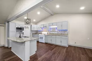 602 SE 18th St, Mineral Wells, TX 76067 - Photo 15