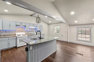 602 SE 18th St, Mineral Wells, TX 76067 - Photo 17