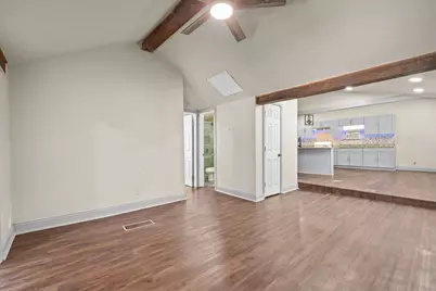 602 SE 18th Street, Mineral Wells, TX 76067 - Photo 9