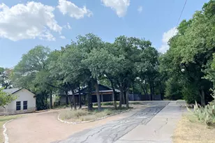 1621 Holly Pl, Flower Mound, TX 75022 - Photo 3