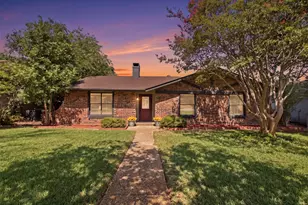 2929 Spring Brook Dr, Garland, TX 75044 - Photo 1