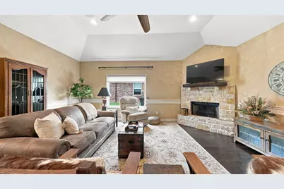 6503 Pirlie Court, Granbury, TX 76049 - Photo 13