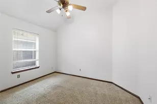 9008 Winding River Dr, Fort Worth, TX 76118 - Photo 17