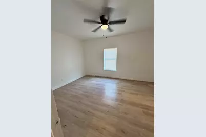 4302 Montie Street, Dallas, TX 75210 - Photo 9