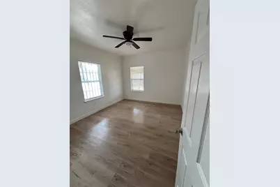 4302 Montie Street, Dallas, TX 75210 - Photo 3