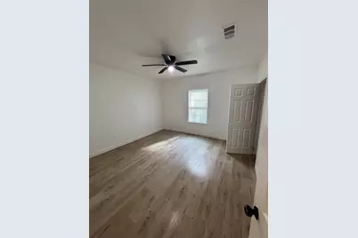4302 Montie Street, Dallas, TX 75210 - Photo 5