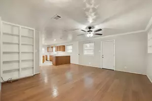 144 Jill Ann Dr, Burleson, TX 76028 - Photo 11