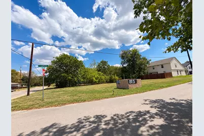 2215 Anderson Street, Greenville, TX 75401 - Photo 5