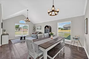 6460 Fox Run Dr, Midlothian, TX 76065 - Photo 11