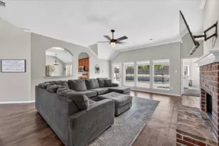 6460 Fox Run Dr, Midlothian, TX 76065 - Photo 5