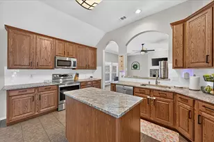 6460 Fox Run Dr, Midlothian, TX 76065 - Photo 13