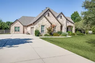 2709 Winthrop Hill Rd, Denton, TX 76226 - Photo 3