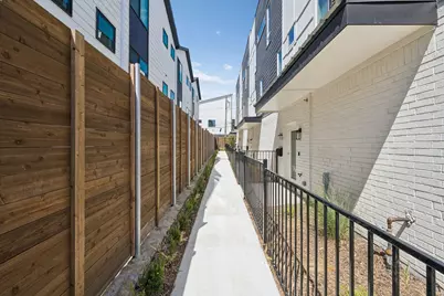 5633 Live Oak #103, Dallas, TX 75206 - Photo 21