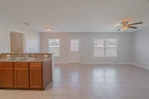 636 Noble Grove Ln, Fort Worth, TX 76140 - Photo 13