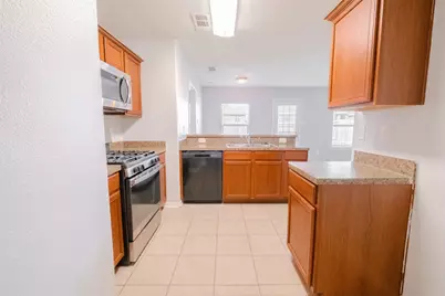 636 Noble Grove Lane, Fort Worth, TX 76140 - Photo 17
