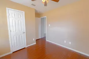 636 Noble Grove Ln, Fort Worth, TX 76140 - Photo 3