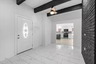 6404 Winn St, Fort Worth, TX 76133 - Photo 9