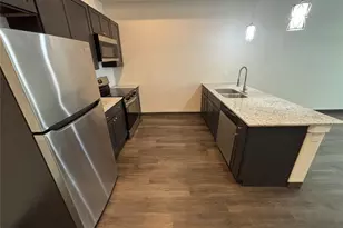 710 Benge Dr, Arlington, TX 76013 - Photo 3