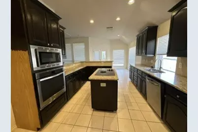 10717 Elmhurst Lane, Fort Worth, TX 76244 - Photo 5