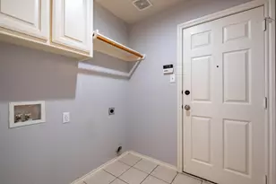 10717 Elmhurst Ln, Fort Worth, TX 76244 - Photo 15