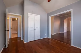 10717 Elmhurst Ln, Fort Worth, TX 76244 - Photo 9