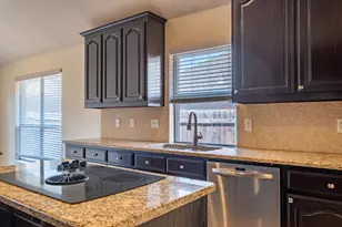 10717 Elmhurst Ln, Fort Worth, TX 76244 - Photo 17